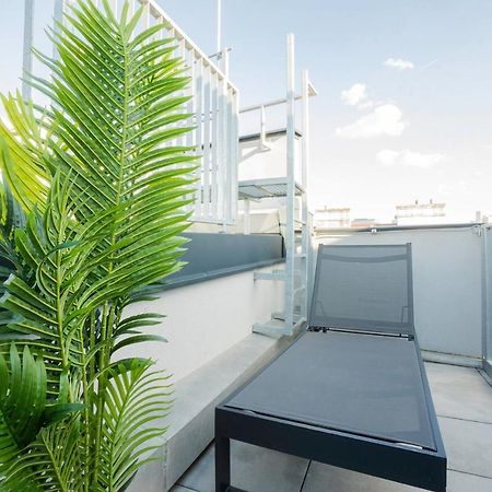 Orestaliving - Penthouse With Designer Renovation Wina Bagian luar foto