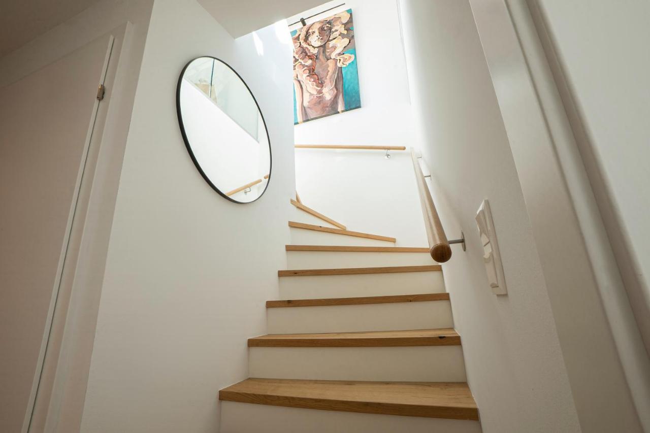 Orestaliving - Penthouse With Designer Renovation Wina Bagian luar foto