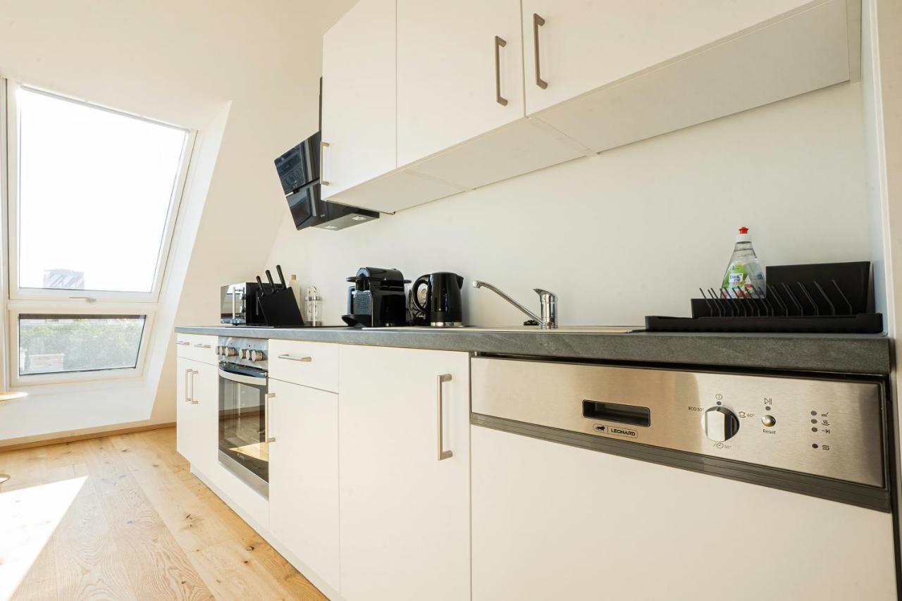 Orestaliving - Penthouse With Designer Renovation Wina Bagian luar foto